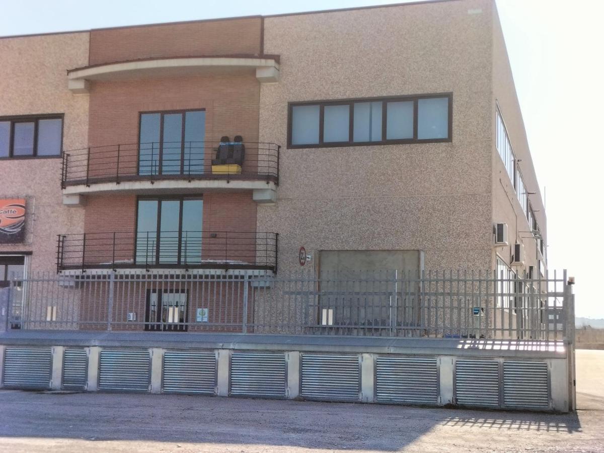 Апартаменты Twin House Тито Экстерьер фото